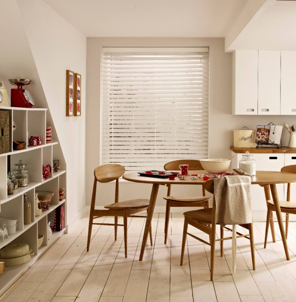 WHITE WOODEN VENETAN BLINDS BY DUBAI BLINDS